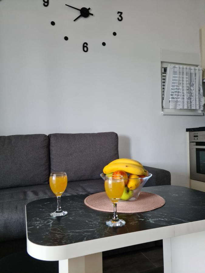 Apartmani Rudi Anic Bagian luar foto