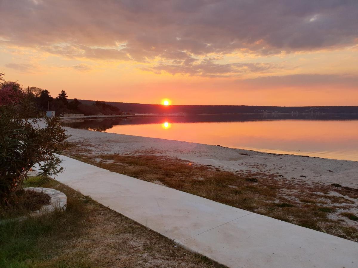 Apartmani Rudi Anic Bagian luar foto