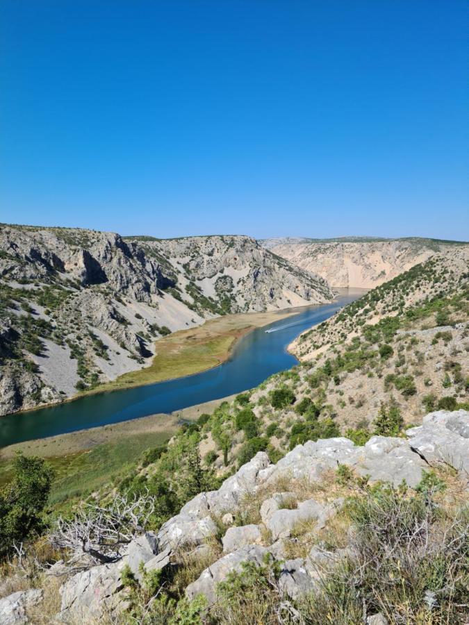 Apartmani Rudi Anic Bagian luar foto
